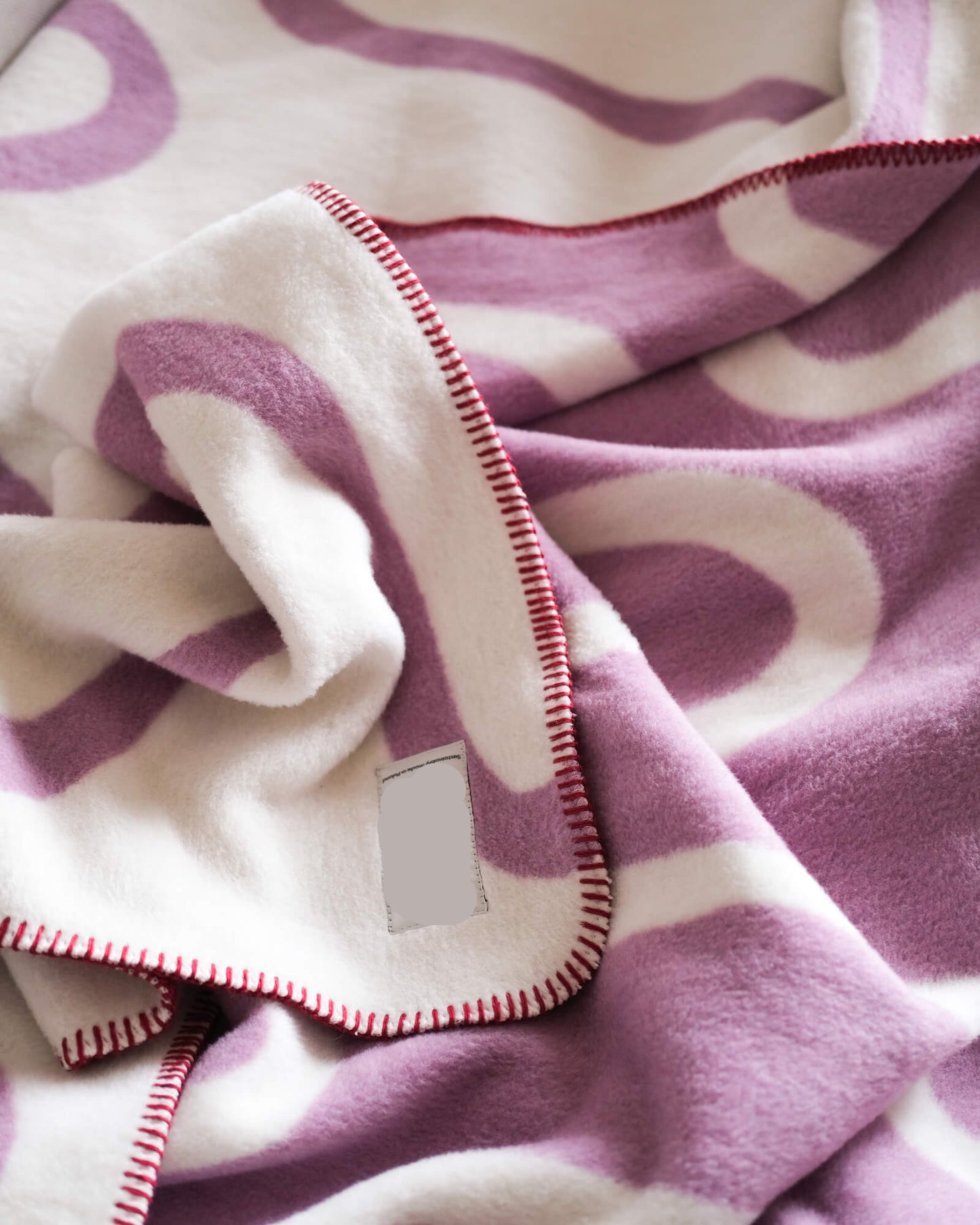 Swirl Throw