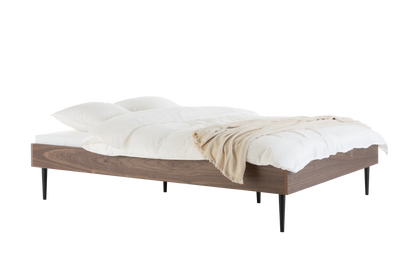 Streiko Bed Walnut
