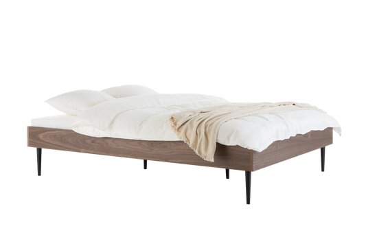 Streiko Bed Walnut
