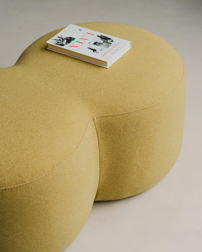 Umbo Pouf