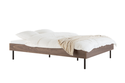 Streiko Bed Walnut